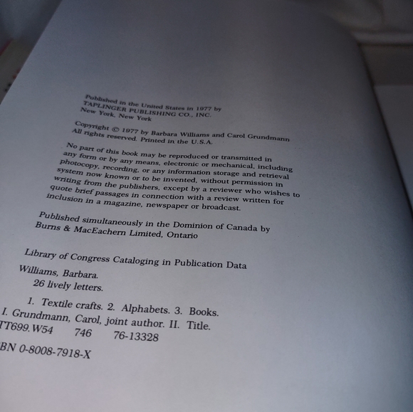 26 Lively Letters by Barbara Williams and Carol Grunmann 1977 GC HC - Picture 4 of 5